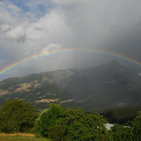 La Ferme De Beaute Bed & Breakfast Chateauroux-les-Alpes ภายนอก รูปภาพ
