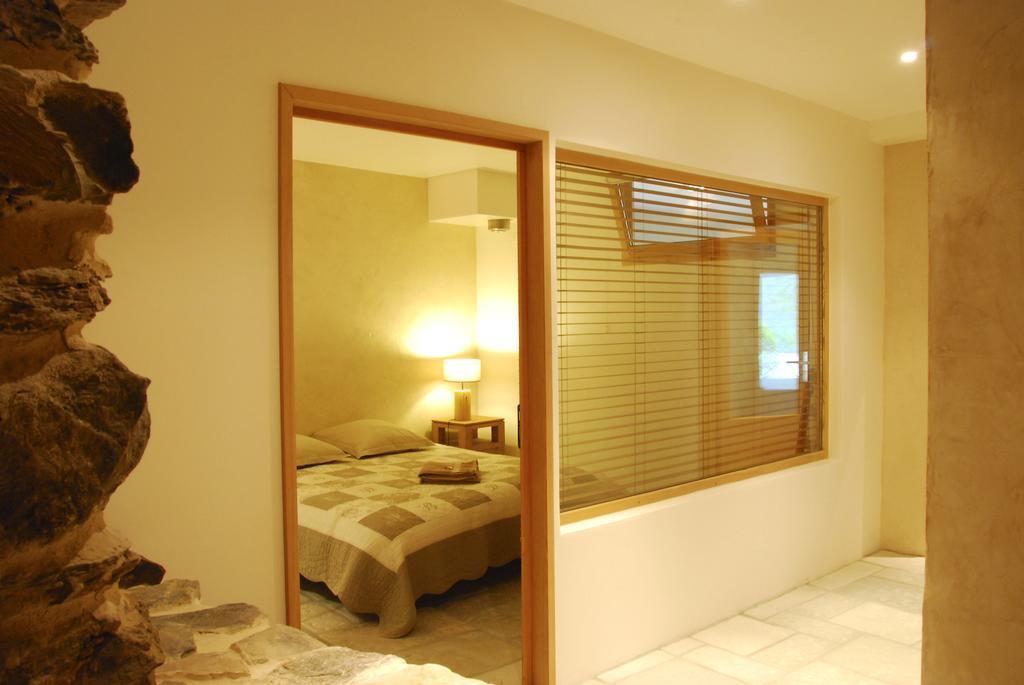 La Ferme De Beaute Bed & Breakfast Chateauroux-les-Alpes ห้อง รูปภาพ