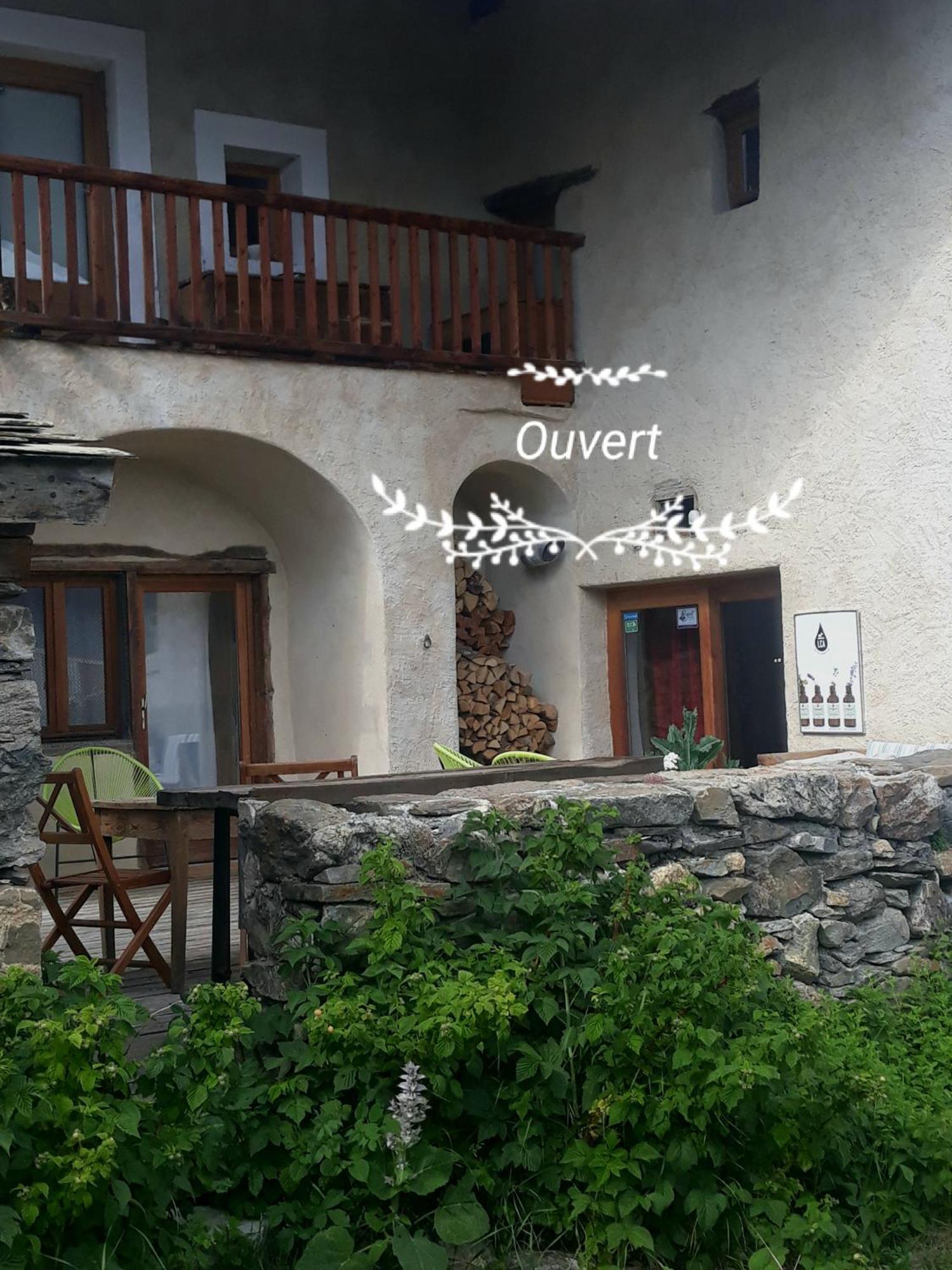 La Ferme De Beaute Bed & Breakfast Chateauroux-les-Alpes ภายนอก รูปภาพ